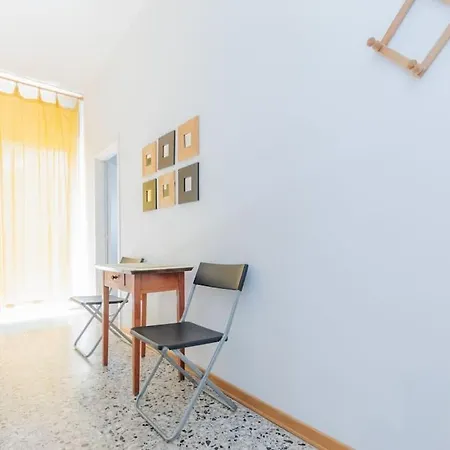 Budget! Free Parking 2 Comodo Apartment *